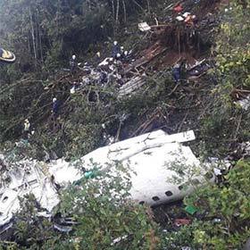 Le 28 novembre 2016, le vol 2933 de LaMia Airlines s’est écrasé près de Medellín, tuant presque tous les joueurs d’une équipe de football.
