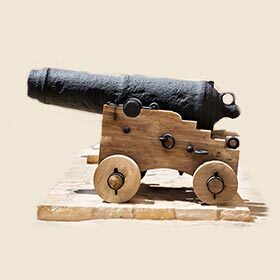 Napoleon’s military engineers invented the cannon.