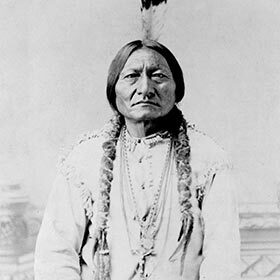 Les Sioux et les Cheyennes sont un même peuple. Ce sont les Anglais et les Français qui les nommaient différemment.