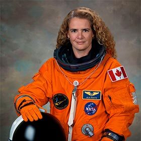 Julie Payette a été le premier astronaute d’origine québécoise à monter à bord de la Station spatiale internationale.