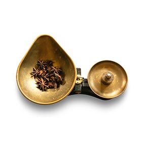 On doit écrire « 1,5 grammes d’épices », car il y a plus d’un gramme. »