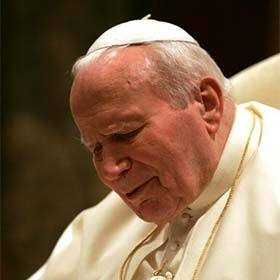 En 2005, le pape Jean-Paul II meurt après 15 ans de pontificat.