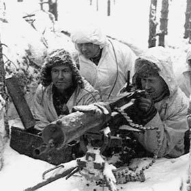 Le 30 novembre 1939, les Allemands envahissent la Finlande.