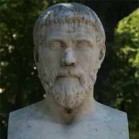 L’aphorisme « rien ne se perd, rien ne se crée, tout se transforme » est attribuée à Pythagore.