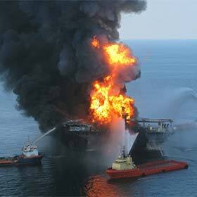 En 2010, plus de 4,9 millions de barils de pétrole se sont échappés de la plate-forme de forage Deepwater Horizon dans le golfe du Mexique.